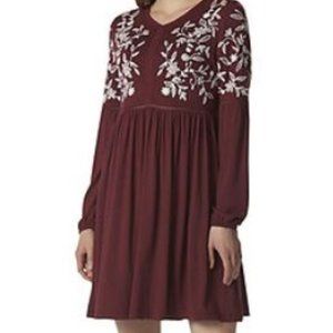 Sahalie Embroidered Peasant Dress-Burgundy